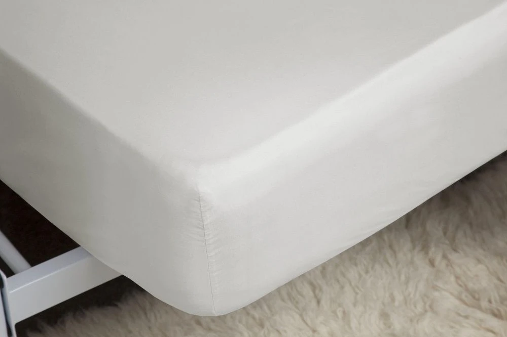 Belledorm 200 Count Extra Deep Fitted Sheet - Ivory