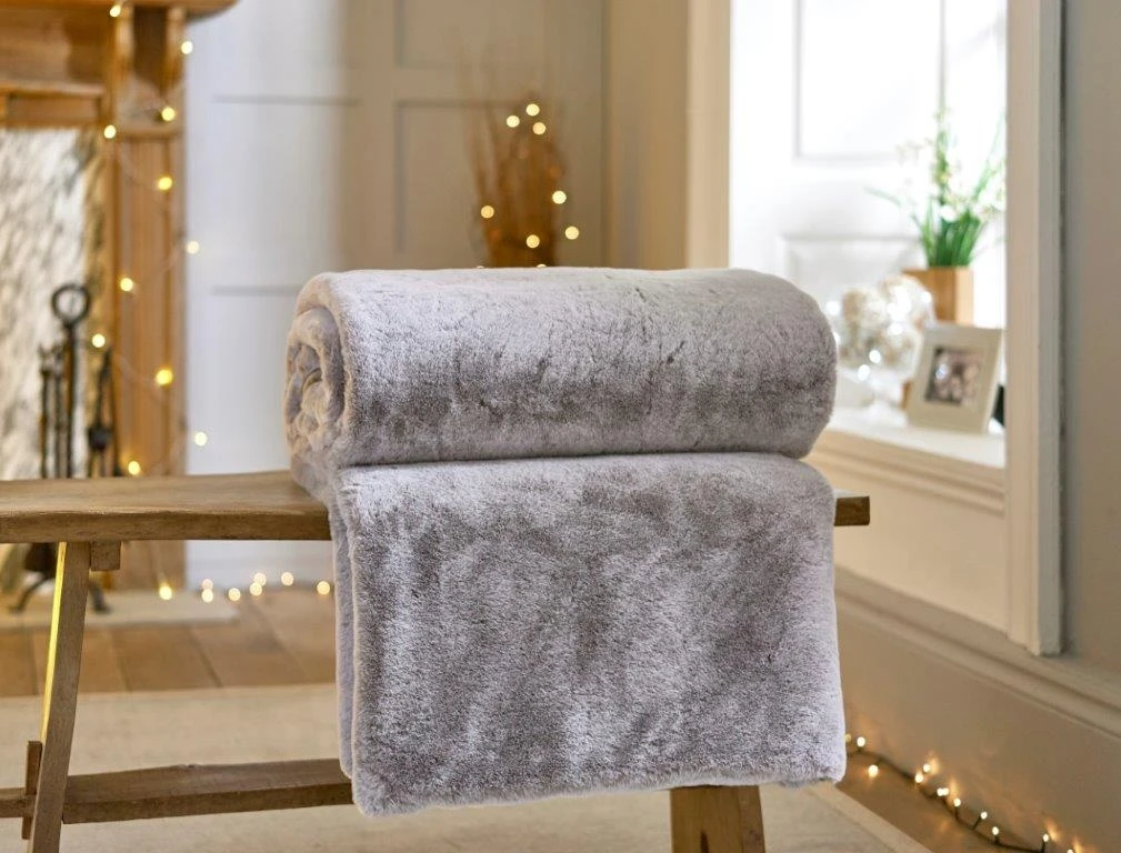 Deyongs Alaska Super Soft Faux Fur Taupe Throw - Image 2