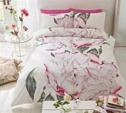 Voyage Maison Parcevall Peony Duvet Cover Set